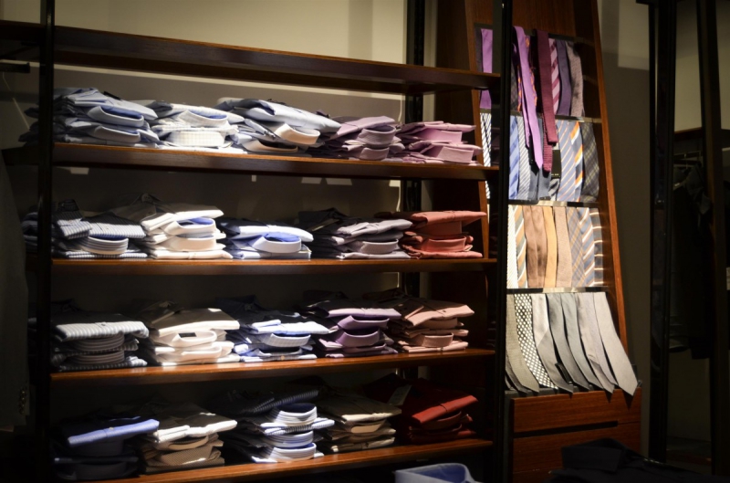 vente-CUERS-min_shirts_exhibition_shop_shopping_shelf_buy_business_clothing-940715